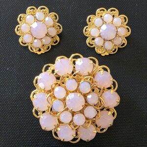 VTG Two Tiered Milky Pink Rhinestone Filigree Pin Brooch & Earrings Set Spring